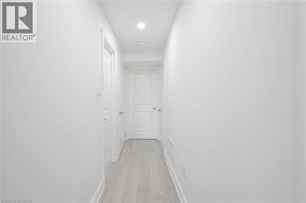 10 Sportsman Hill Street, Kitchener, Ontario  N2P 0J2 - Photo 8 - 40823368