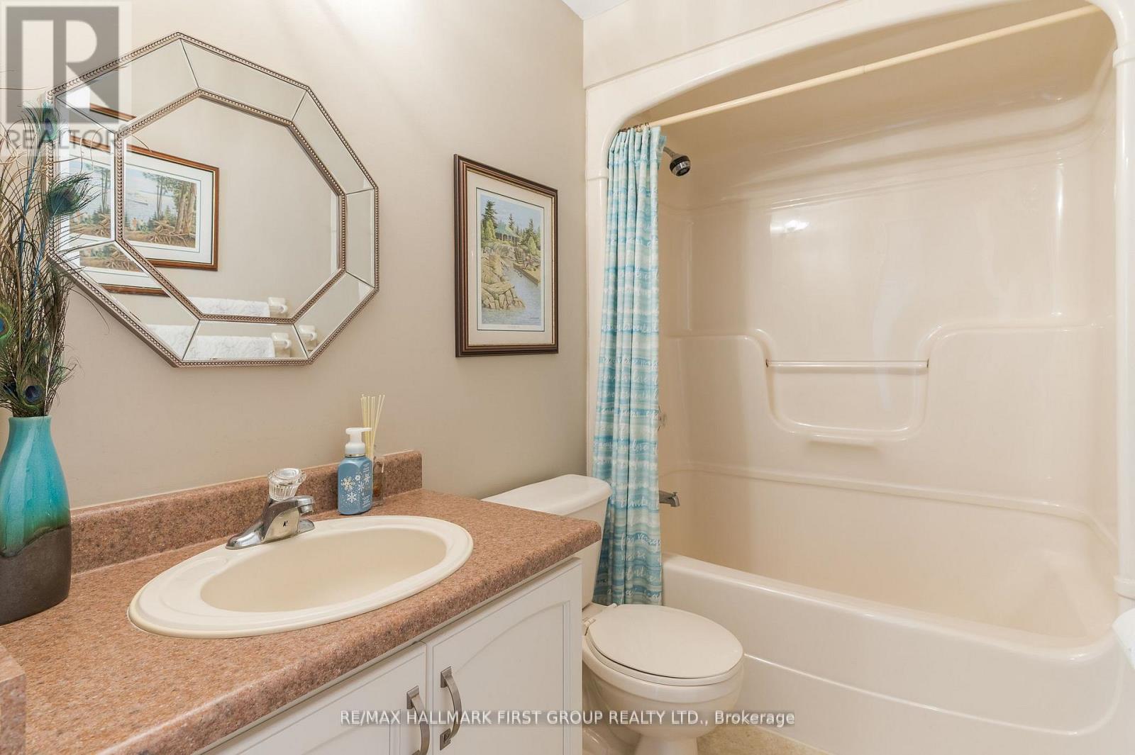 4 Bluewater Avenue, Kawartha Lakes, Ontario  K9V 0K6 - Photo 24 - X13034342