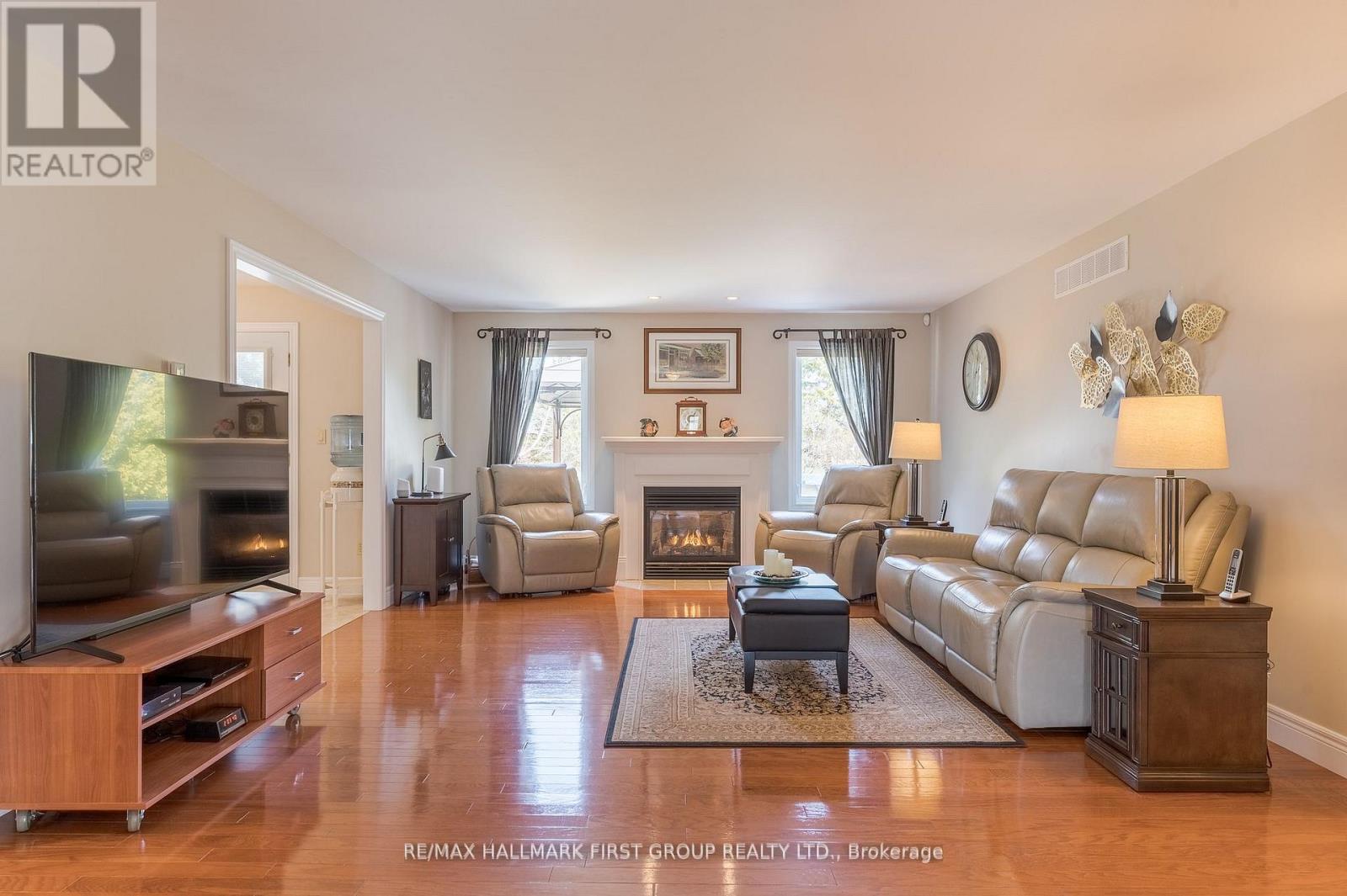 4 Bluewater Avenue, Kawartha Lakes, Ontario  K9V 0K6 - Photo 7 - X13034342