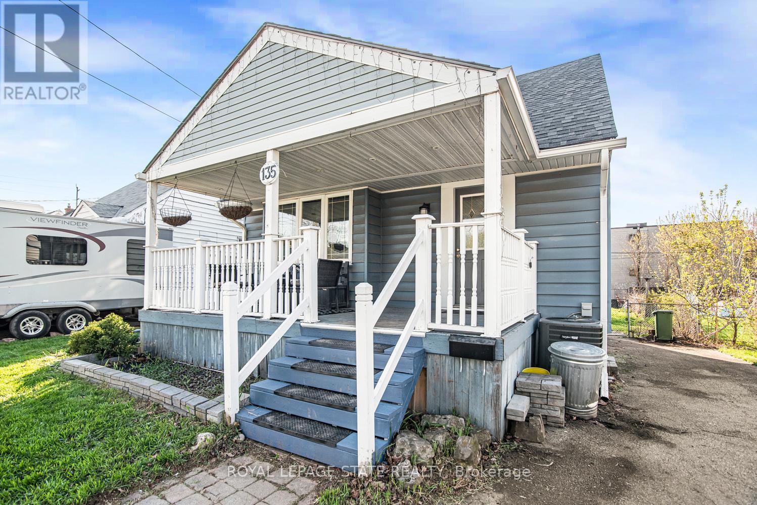 135 Glassco Avenue N, Hamilton, Ontario  L8H 6A1 - Photo 2 - X13034442