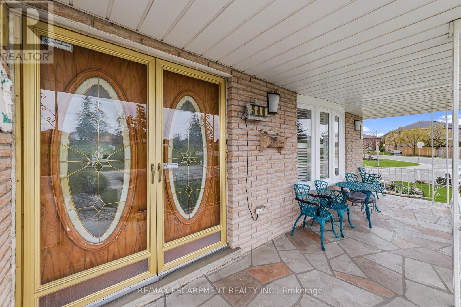 546 Dicenzo Drive S, Hamilton, Ontario  L9C 2C3 - Photo 4 - X13034522