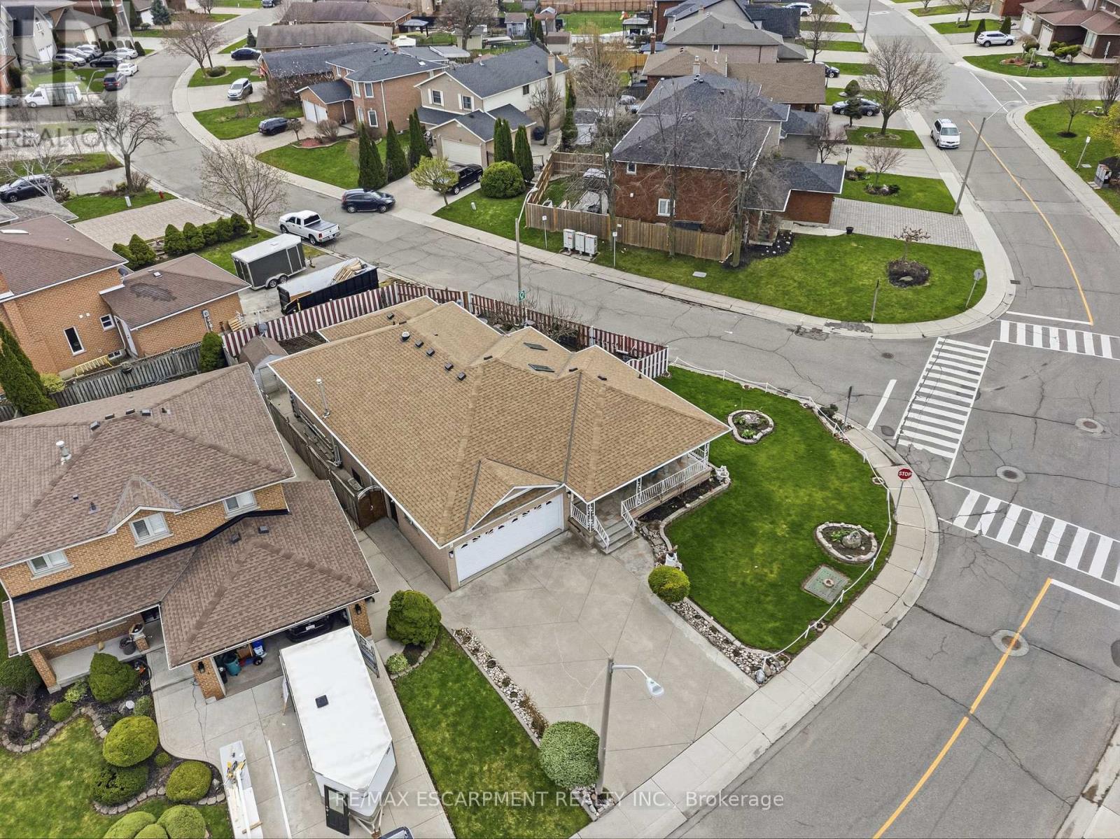 546 Dicenzo Drive S, Hamilton, Ontario  L9C 2C3 - Photo 46 - X13034522