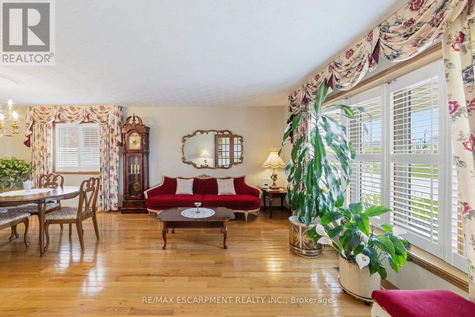 546 Dicenzo Drive S, Hamilton, Ontario  L9C 2C3 - Photo 7 - X13034522