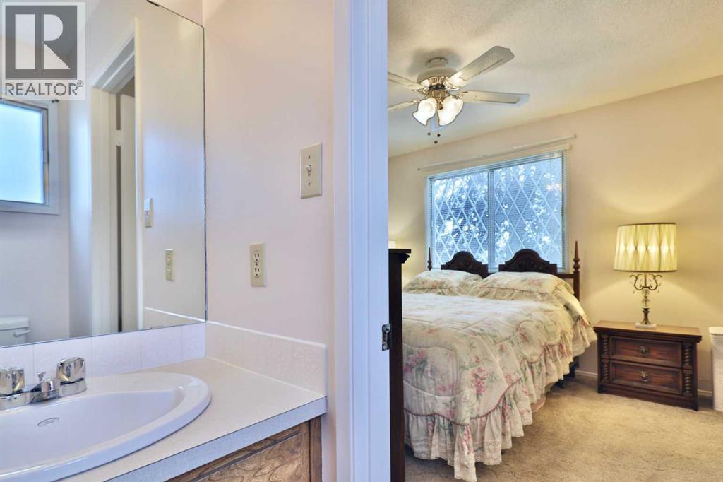 78 Elliott Drive, Camrose, Alberta  T4V 3J1 - Photo 22 - A2300947