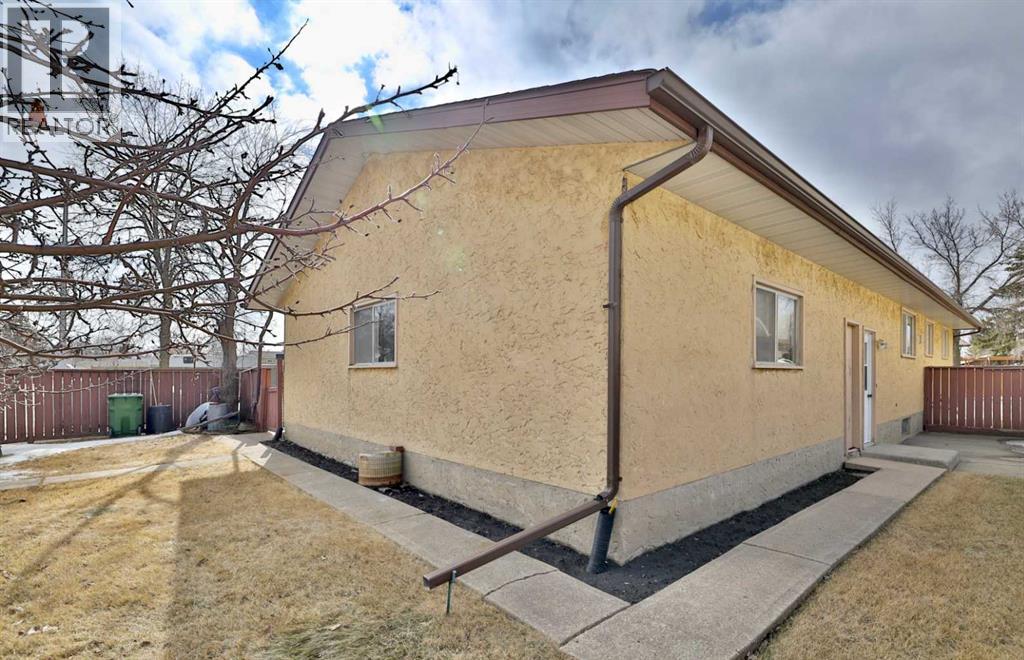 78 Elliott Drive, Camrose, Alberta  T4V 3J1 - Photo 45 - A2300947