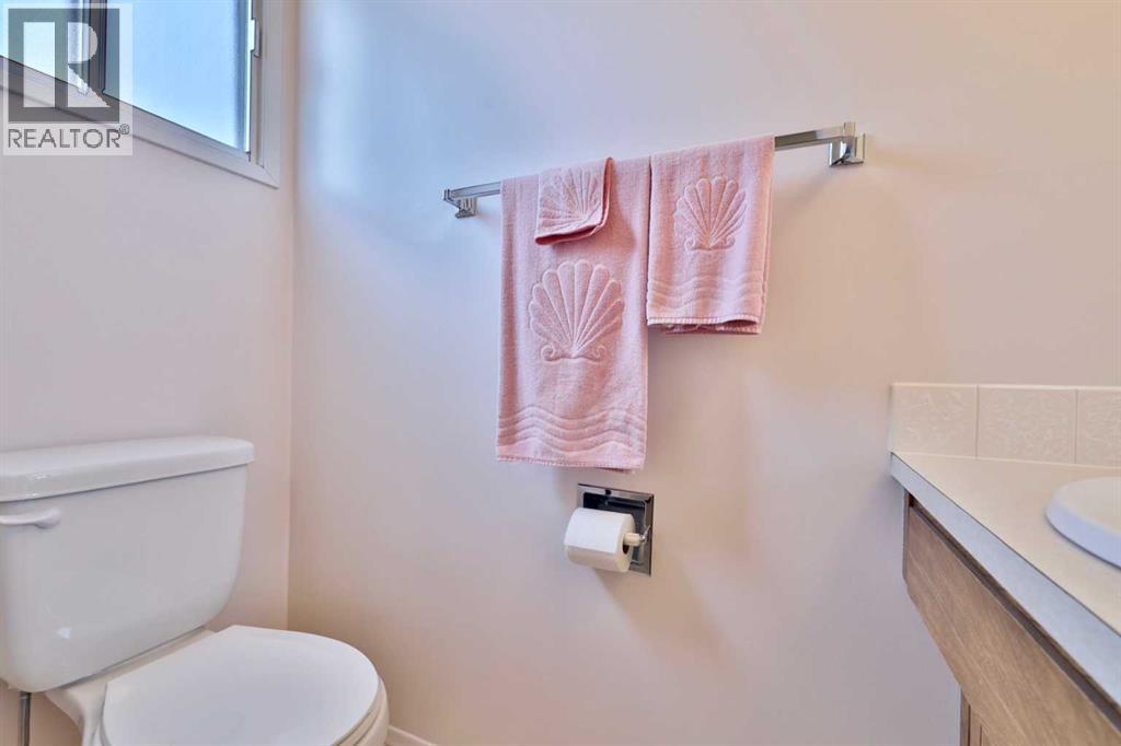 78 Elliott Drive, Camrose, Alberta  T4V 3J1 - Photo 21 - A2300947