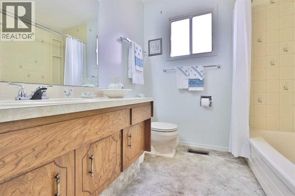 78 Elliott Drive, Camrose, Alberta  T4V 3J1 - Photo 27 - A2300947