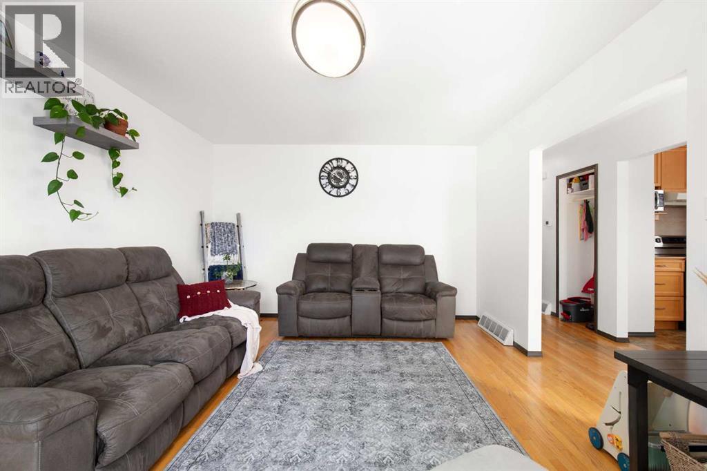 803 2 Avenue W, Foremost, Alberta  T0K 0X0 - Photo 7 - A2292573