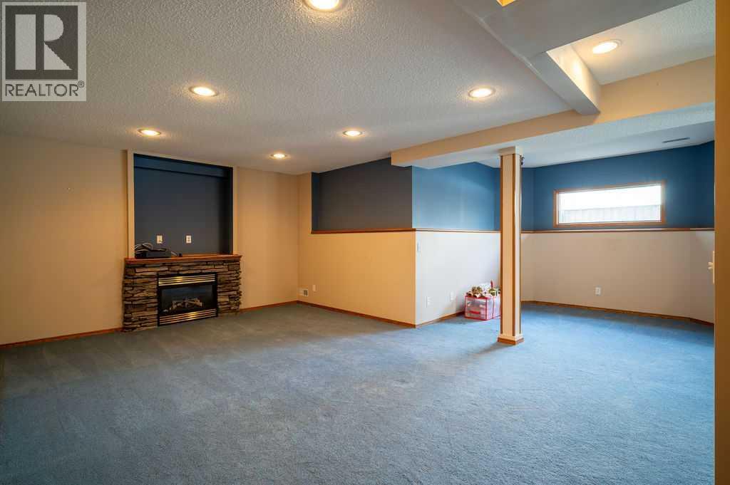 207 Shawnee Mews Sw, Calgary, Alberta  T2Y 1W4 - Photo 36 - A2299230