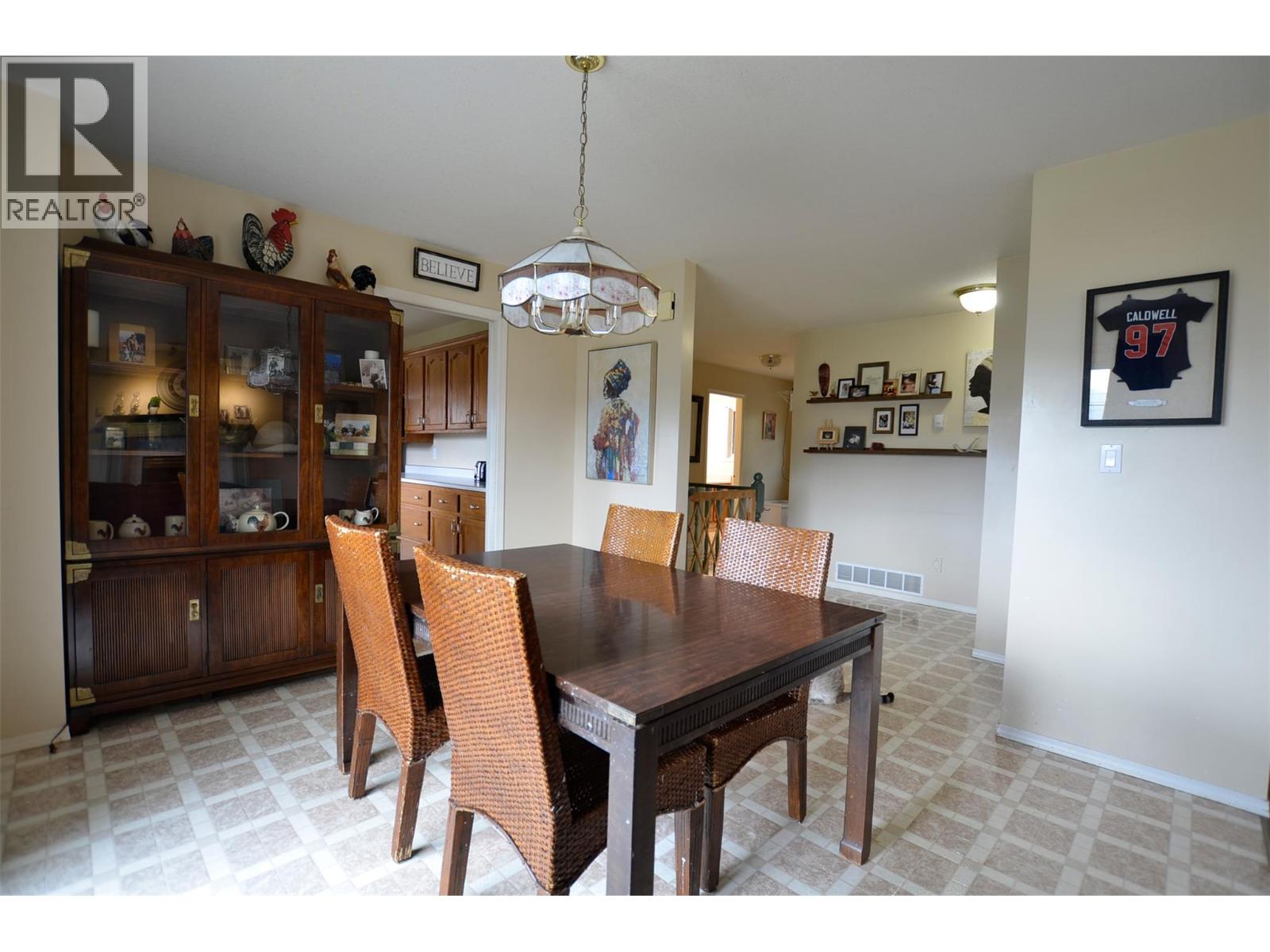 3421 Highway 6 Highway, Lumby, British Columbia  V0E 2G7 - Photo 23 - 10384227