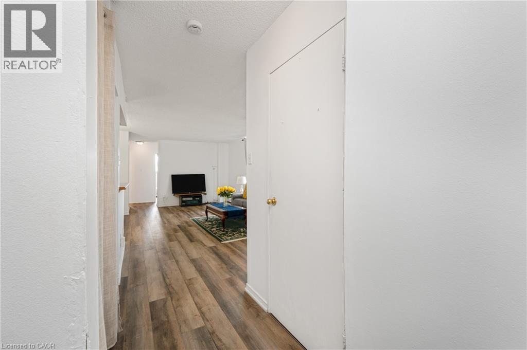 975 Warwick Court Unit# 1501, Burlington, Ontario  L7T 3Z7 - Photo 6 - 40823219