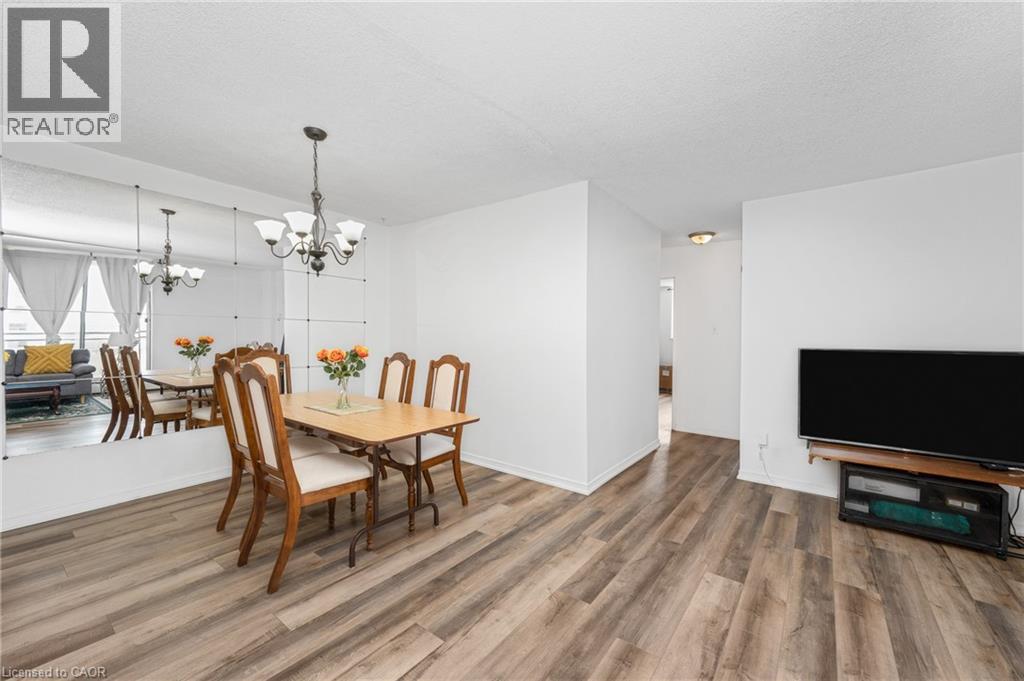 975 Warwick Court Unit# 1501, Burlington, Ontario  L7T 3Z7 - Photo 12 - 40823219