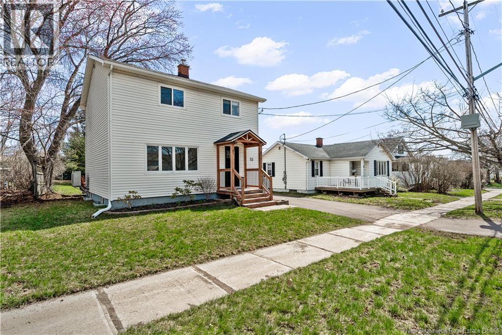 53 Milner Road, Moncton, New Brunswick  E1E 2R9 - Photo 3 - NB137742