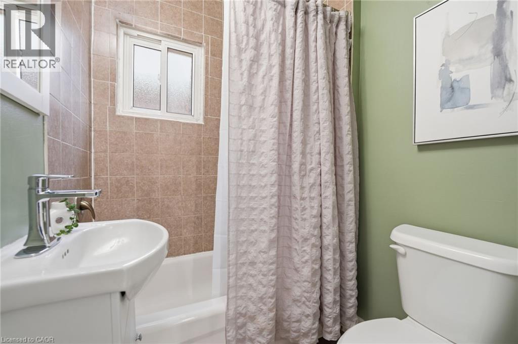 69 Houghton Avenue S, Hamilton, Ontario  L8K 2M9 - Photo 19 - 40823532