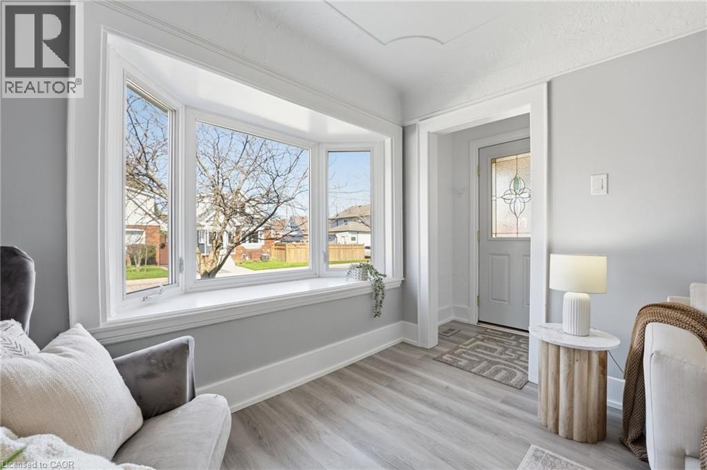 69 Houghton Avenue S, Hamilton, Ontario  L8K 2M9 - Photo 8 - 40823532