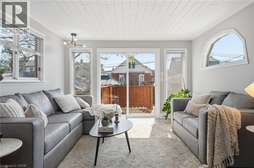 69 Houghton Avenue S, Hamilton, Ontario  L8K 2M9 - Photo 15 - 40823532