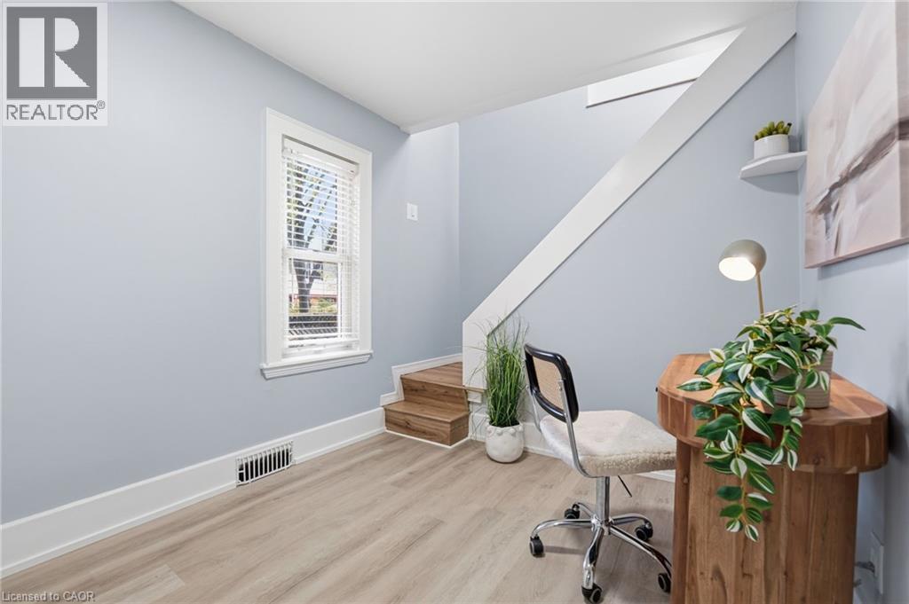 69 Houghton Avenue S, Hamilton, Ontario  L8K 2M9 - Photo 20 - 40823532