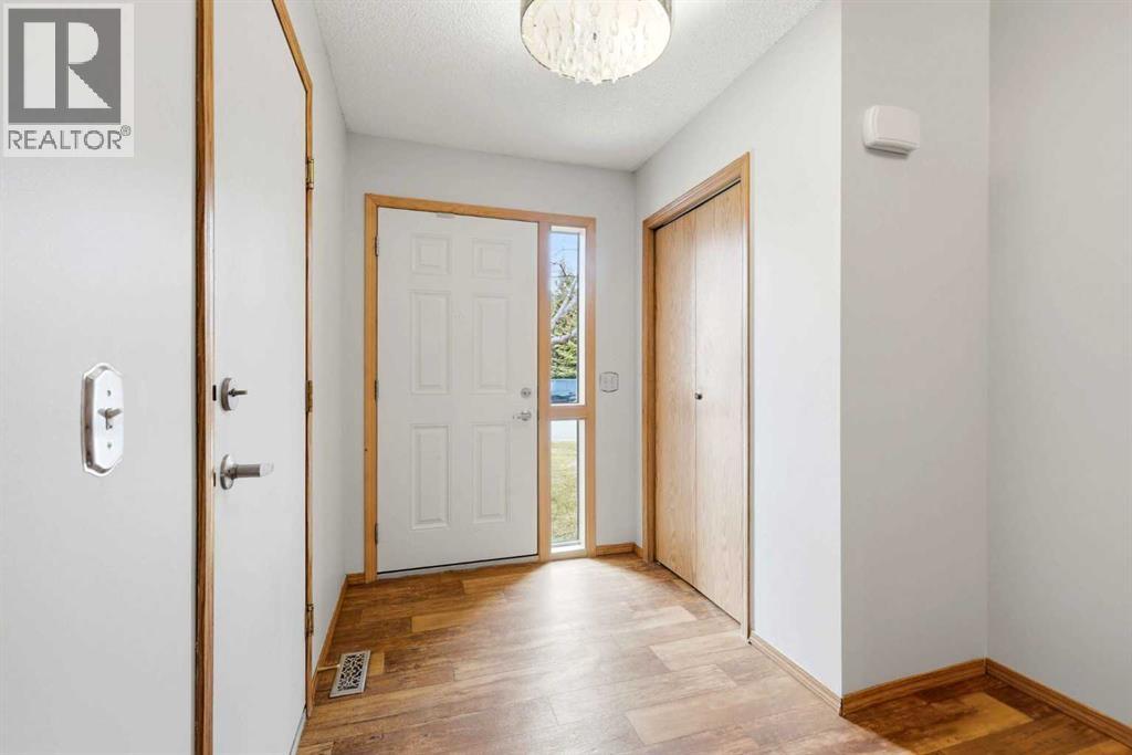 4b Millview Way SW, Calgary, Alberta  T2Y 3E7 - Photo 5 - A2302167