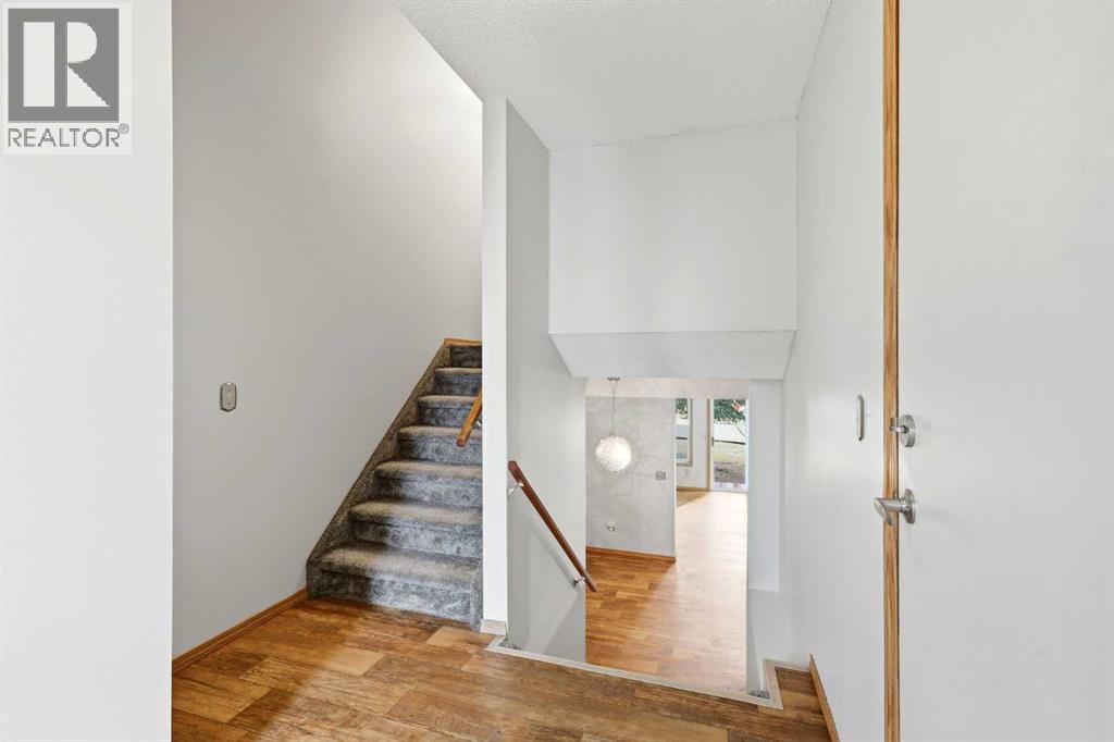 4b Millview Way SW, Calgary, Alberta  T2Y 3E7 - Photo 6 - A2302167