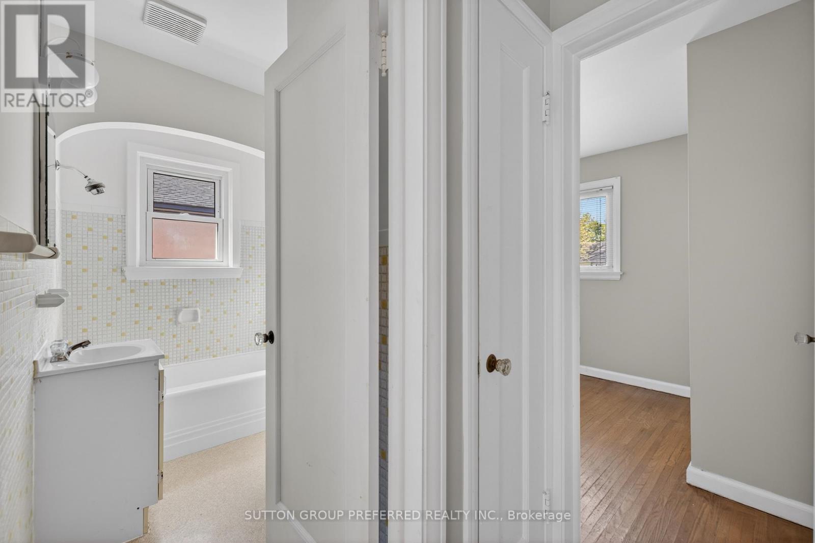 364 Mckeon Avenue, London South, Ontario  N6C 4H5 - Photo 22 - X13031878