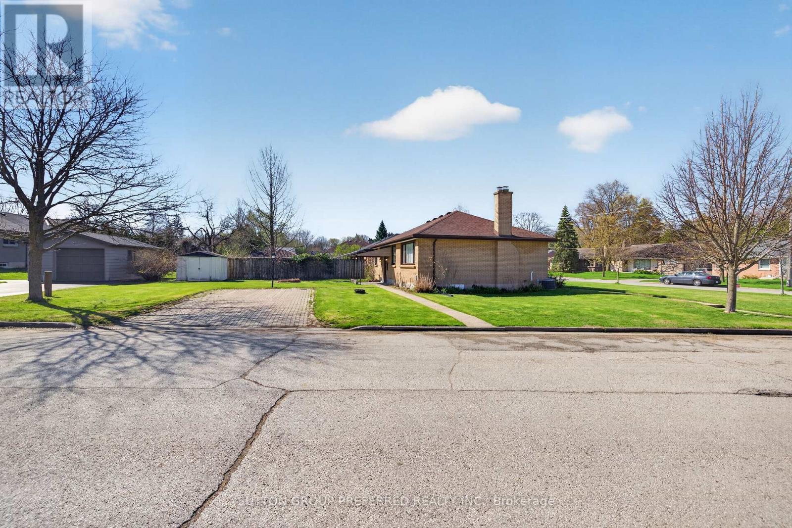 364 Mckeon Avenue, London South, Ontario  N6C 4H5 - Photo 32 - X13031878