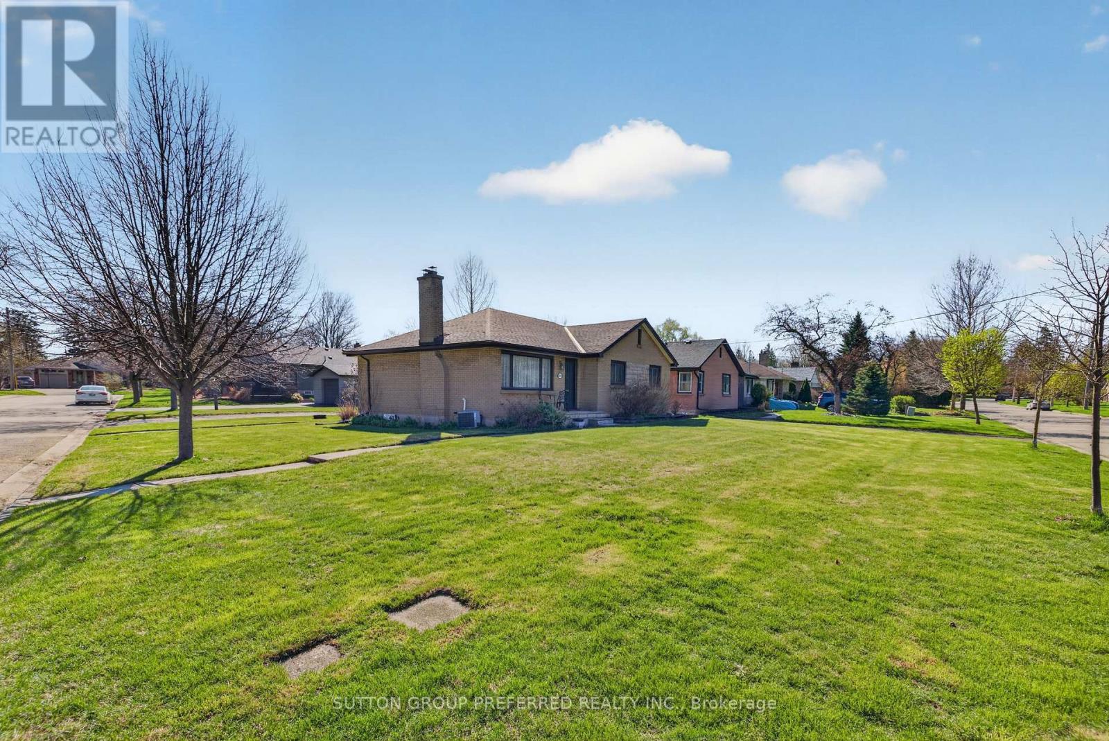 364 Mckeon Avenue, London South, Ontario  N6C 4H5 - Photo 4 - X13031878