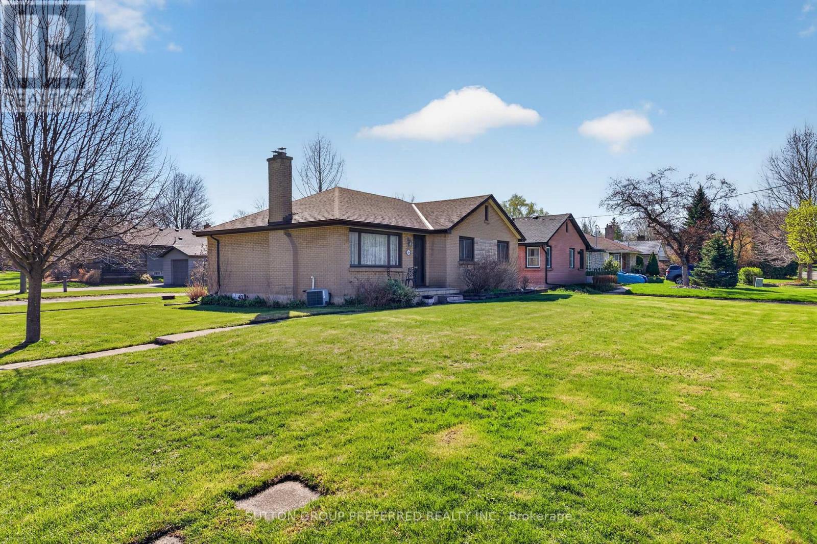 364 Mckeon Avenue, London South, Ontario  N6C 4H5 - Photo 5 - X13031878