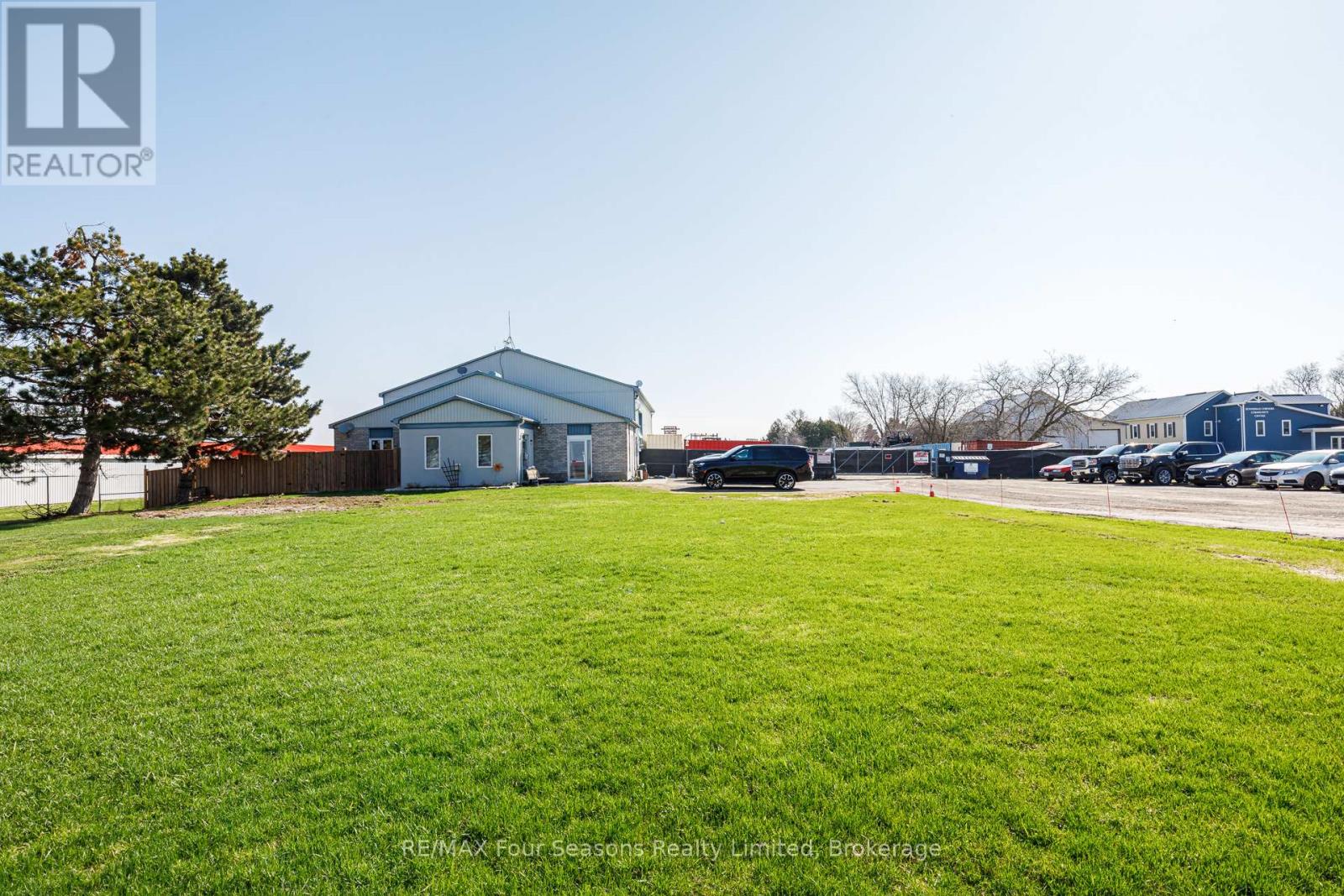 12403 10 County Road, Clearview, Ontario  L0M 1S0 - Photo 2 - S13034892