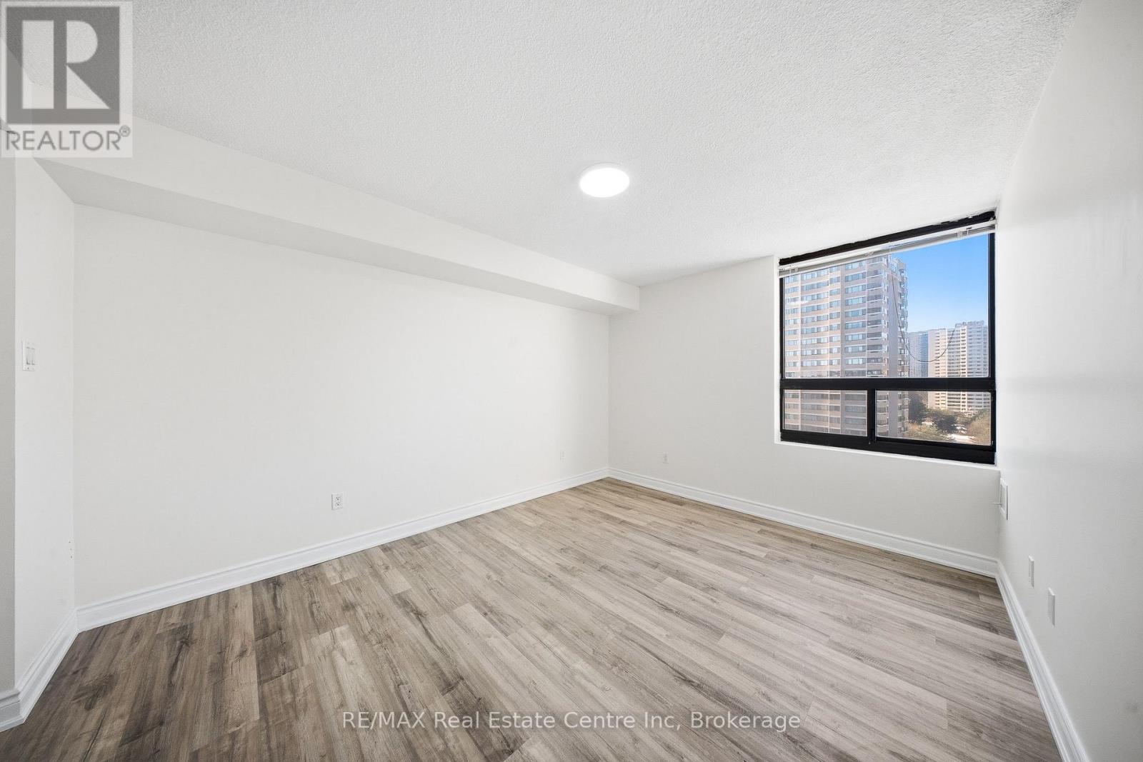 1204 - 20 Mississauga Valley Boulevard, Mississauga, Ontario  L5A 3S1 - Photo 15 - W13034932