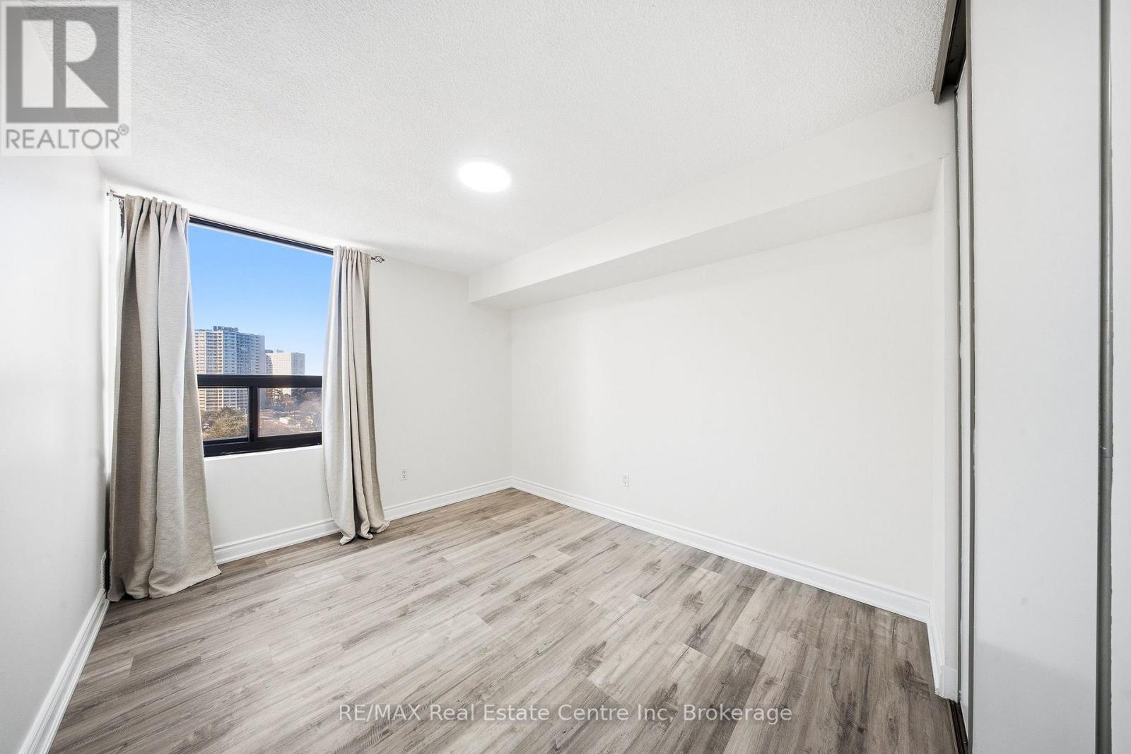 1204 - 20 Mississauga Valley Boulevard, Mississauga, Ontario  L5A 3S1 - Photo 22 - W13034932