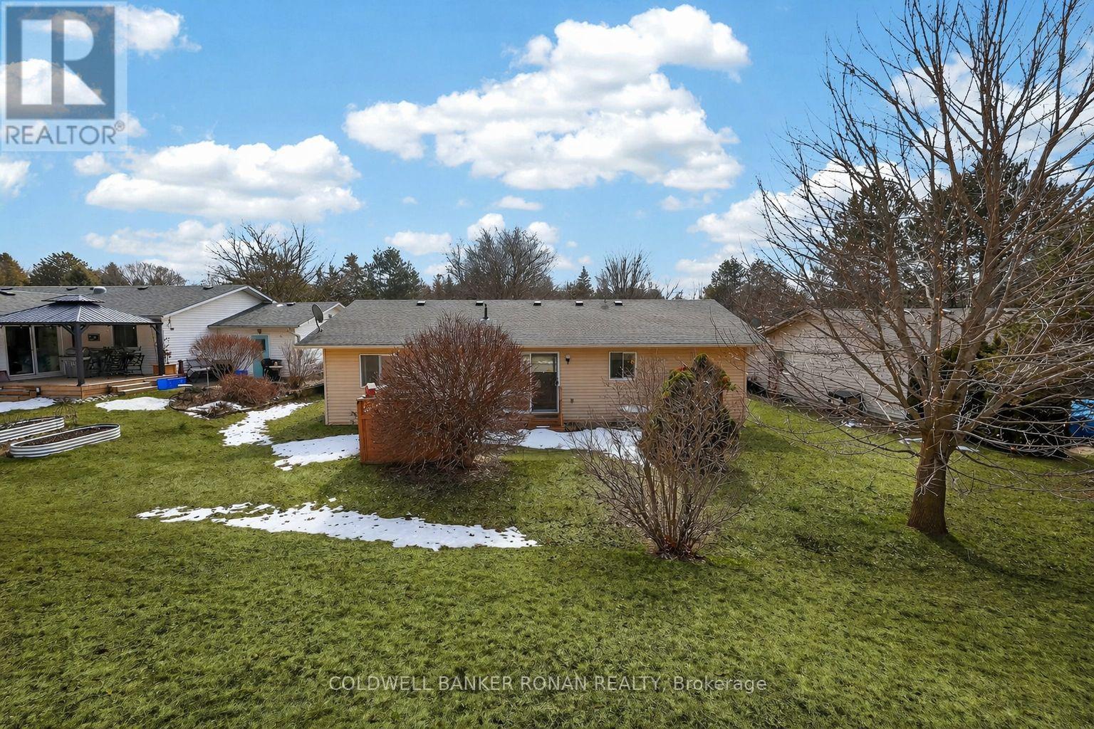 4 Tecumseth Pines Drive, New Tecumseth, Ontario  L0G 1W0 - Photo 29 - N12908848