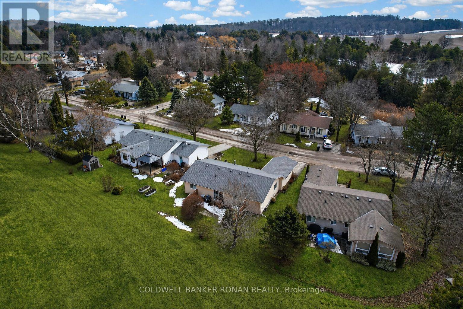 4 Tecumseth Pines Drive, New Tecumseth, Ontario  L0G 1W0 - Photo 38 - N12908848