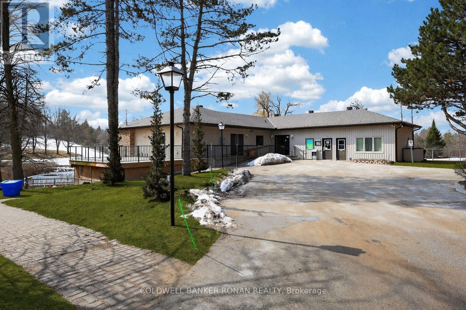 4 Tecumseth Pines Drive, New Tecumseth, Ontario  L0G 1W0 - Photo 31 - N12908848