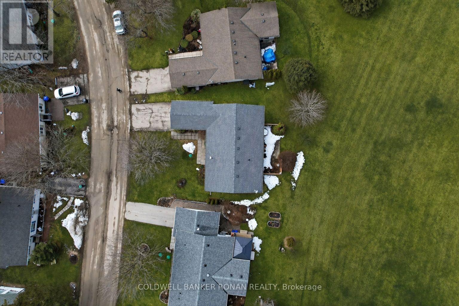 4 Tecumseth Pines Drive, New Tecumseth, Ontario  L0G 1W0 - Photo 37 - N12908848