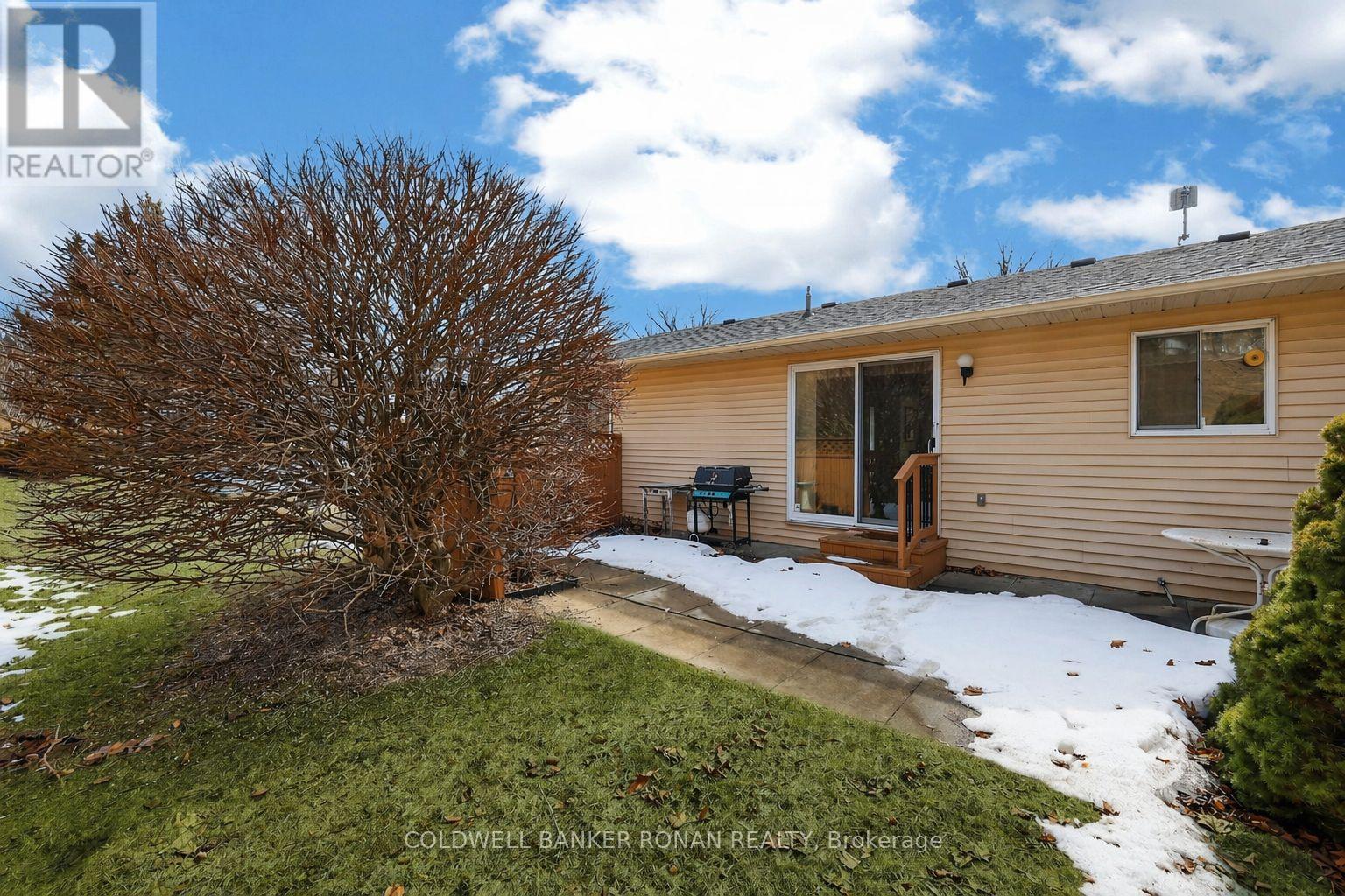 4 Tecumseth Pines Drive, New Tecumseth, Ontario  L0G 1W0 - Photo 28 - N12908848