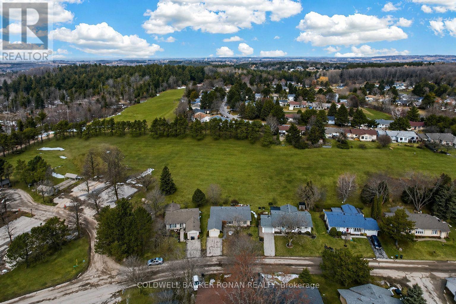 4 Tecumseth Pines Drive, New Tecumseth, Ontario  L0G 1W0 - Photo 42 - N12908848