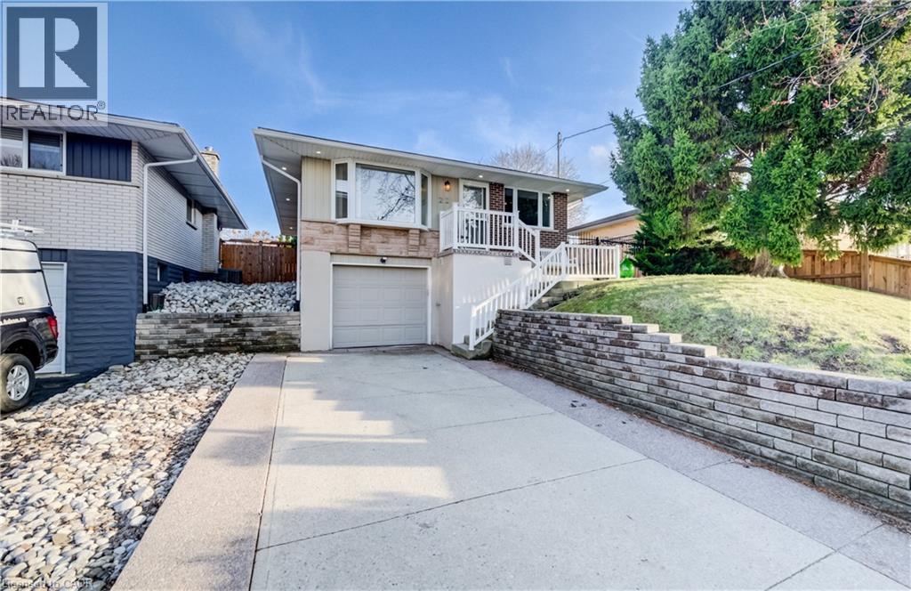 22 Duncairn Avenue, Kitchener, Ontario  N2M 4S4 - Photo 2 - 40823118