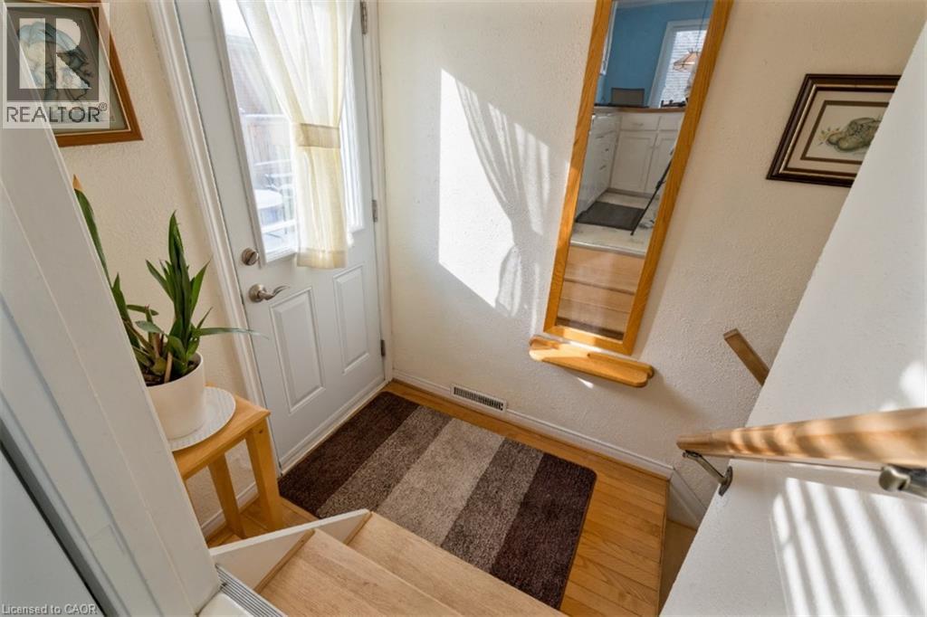 20 Cardinal Drive, Hamilton, Ontario  L9A 4H4 - Photo 15 - 40822798