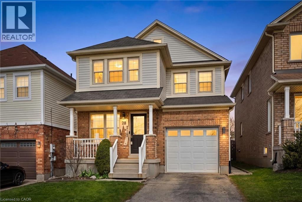 28 GRIFFITHS Avenue, Cambridge, Ontario