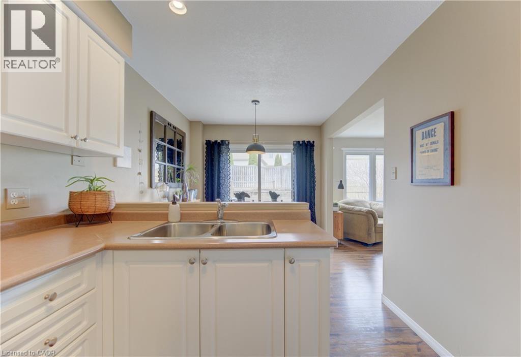 161 Windflower Drive, Kitchener, Ontario  N2E 3S9 - Photo 14 - 40815789