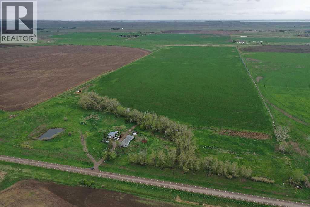 173030 Hwy 875, Tilley, Alberta  T0J 3K0 - Photo 3 - A2304395