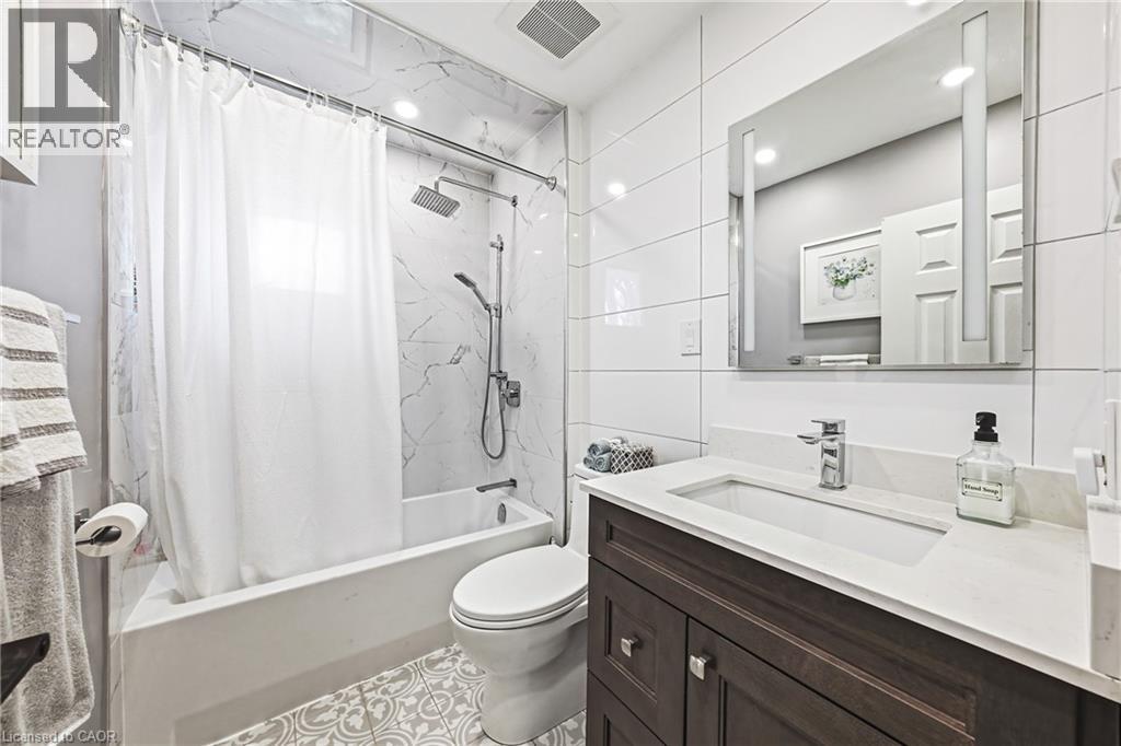 668 Chestnut Place, Burlington, Ontario  L7N 3E8 - Photo 19 - 40820722