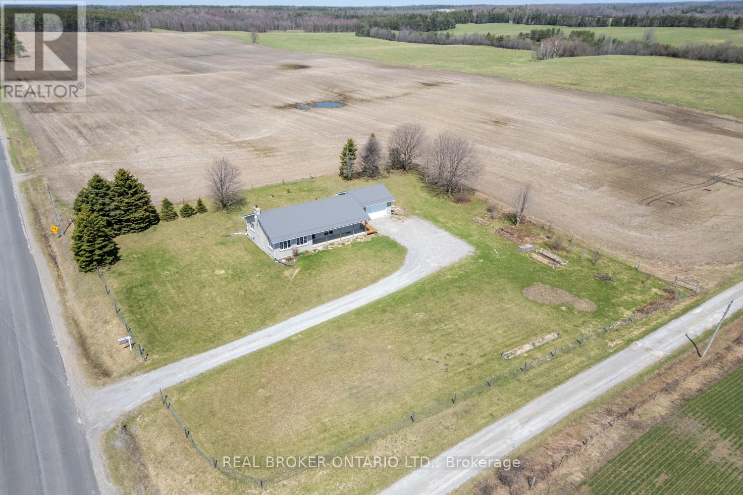 2144 Concession Road 9, Clarington, Ontario  L0B 1B0 - Photo 2 - E13034722