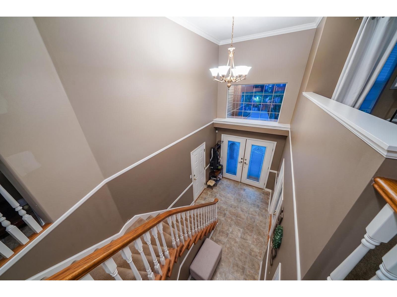 9256 203 Street, Langley, British Columbia  V1M 2M7 - Photo 5 - R3113258