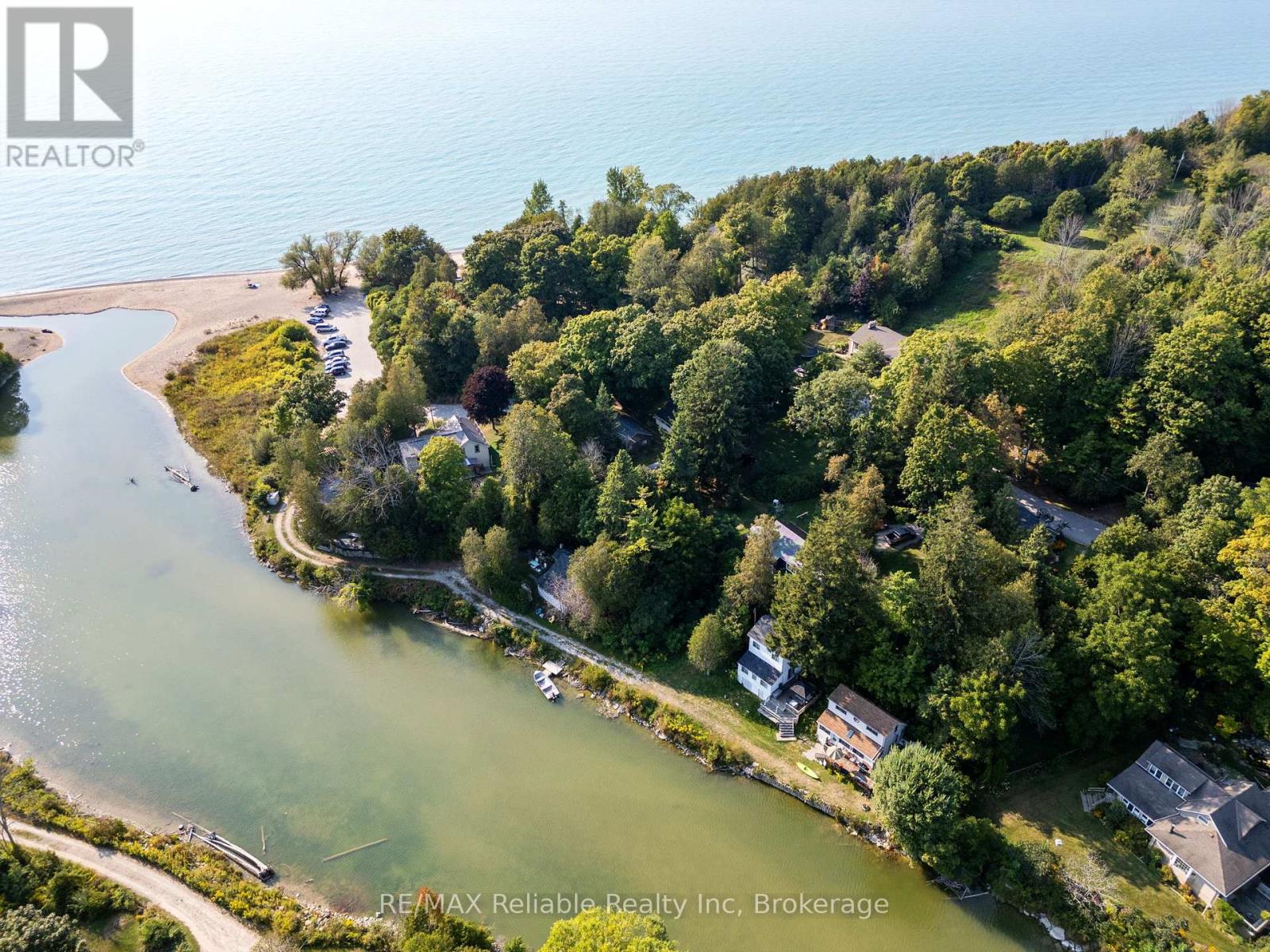 24 Huron Street N, Ashfield-Colborne-Wawanosh, Ontario  N7A 3X9 - Photo 31 - X13034812