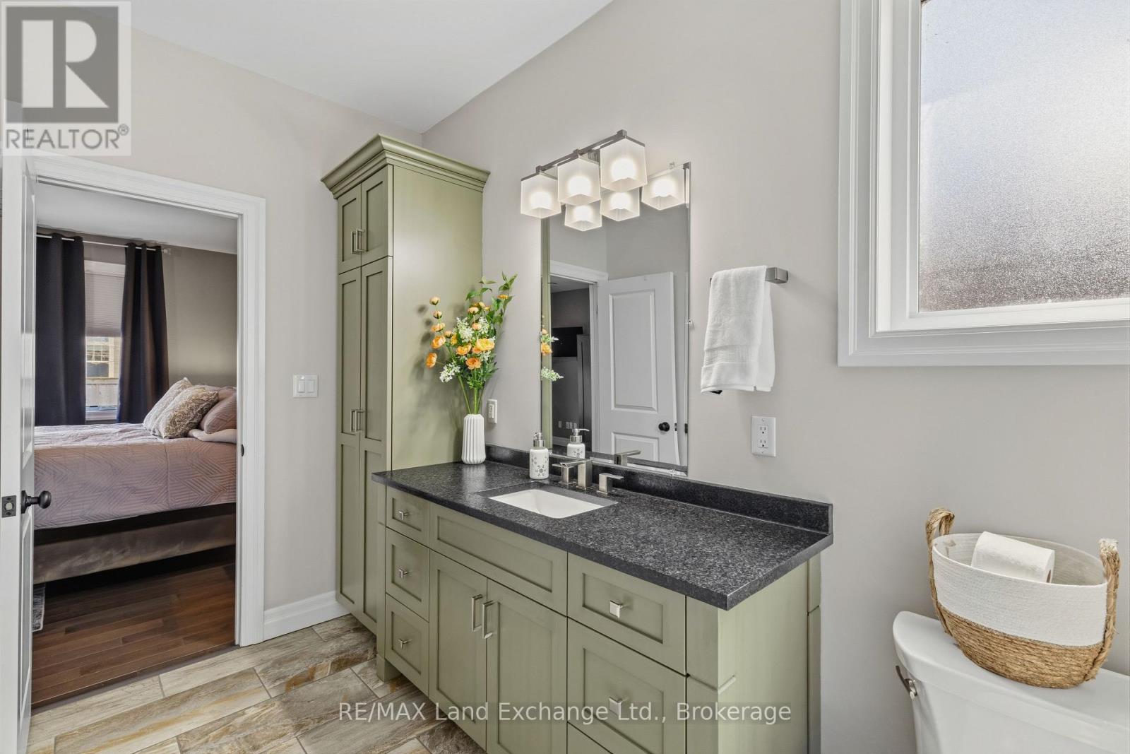 353 Stickel Street, Saugeen Shores, Ontario  N0H 2C1 - Photo 18 - X13034830