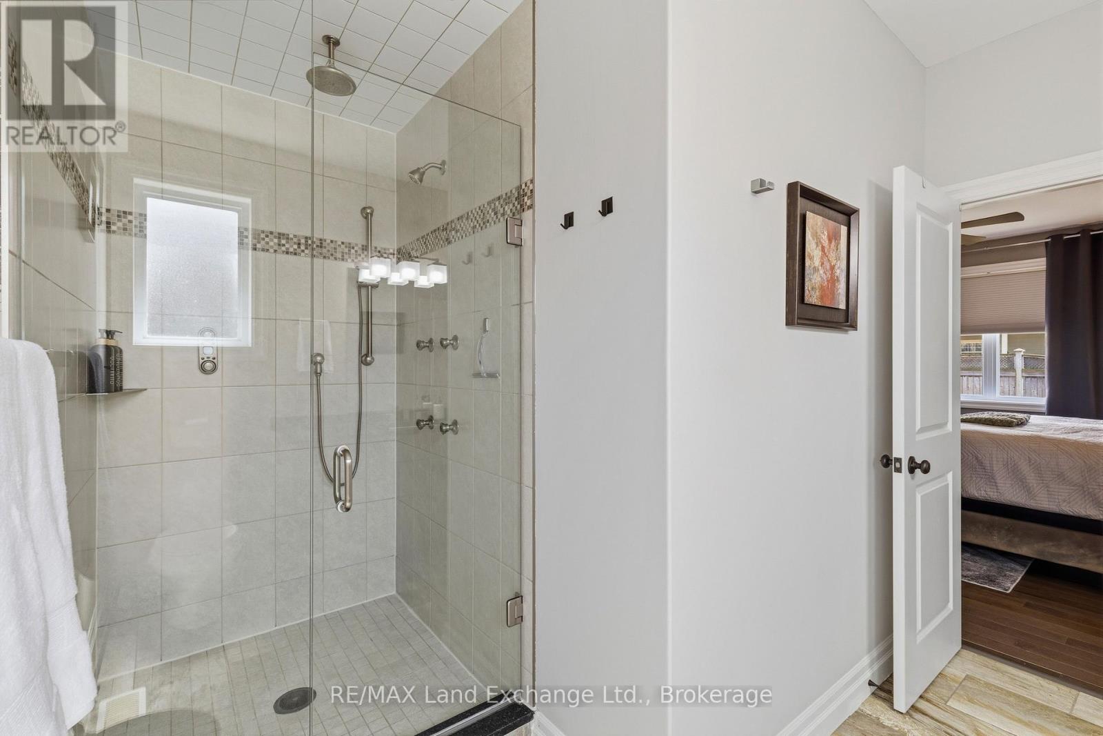 353 Stickel Street, Saugeen Shores, Ontario  N0H 2C1 - Photo 19 - X13034830