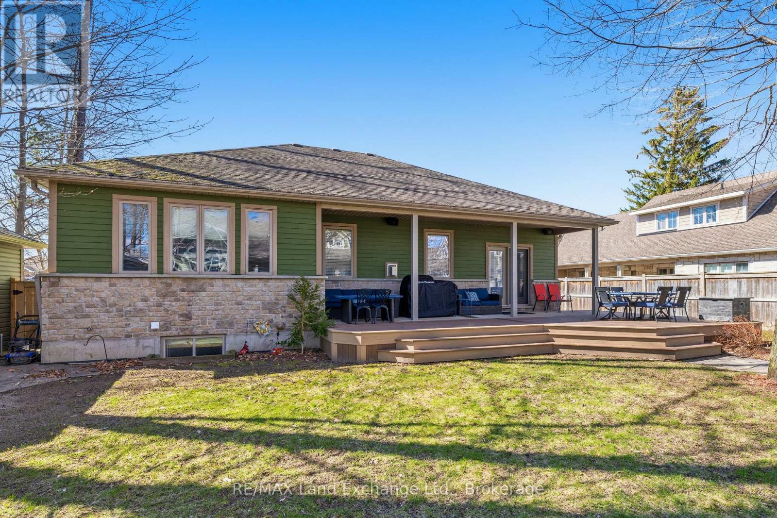 353 Stickel Street, Saugeen Shores, Ontario  N0H 2C1 - Photo 31 - X13034830