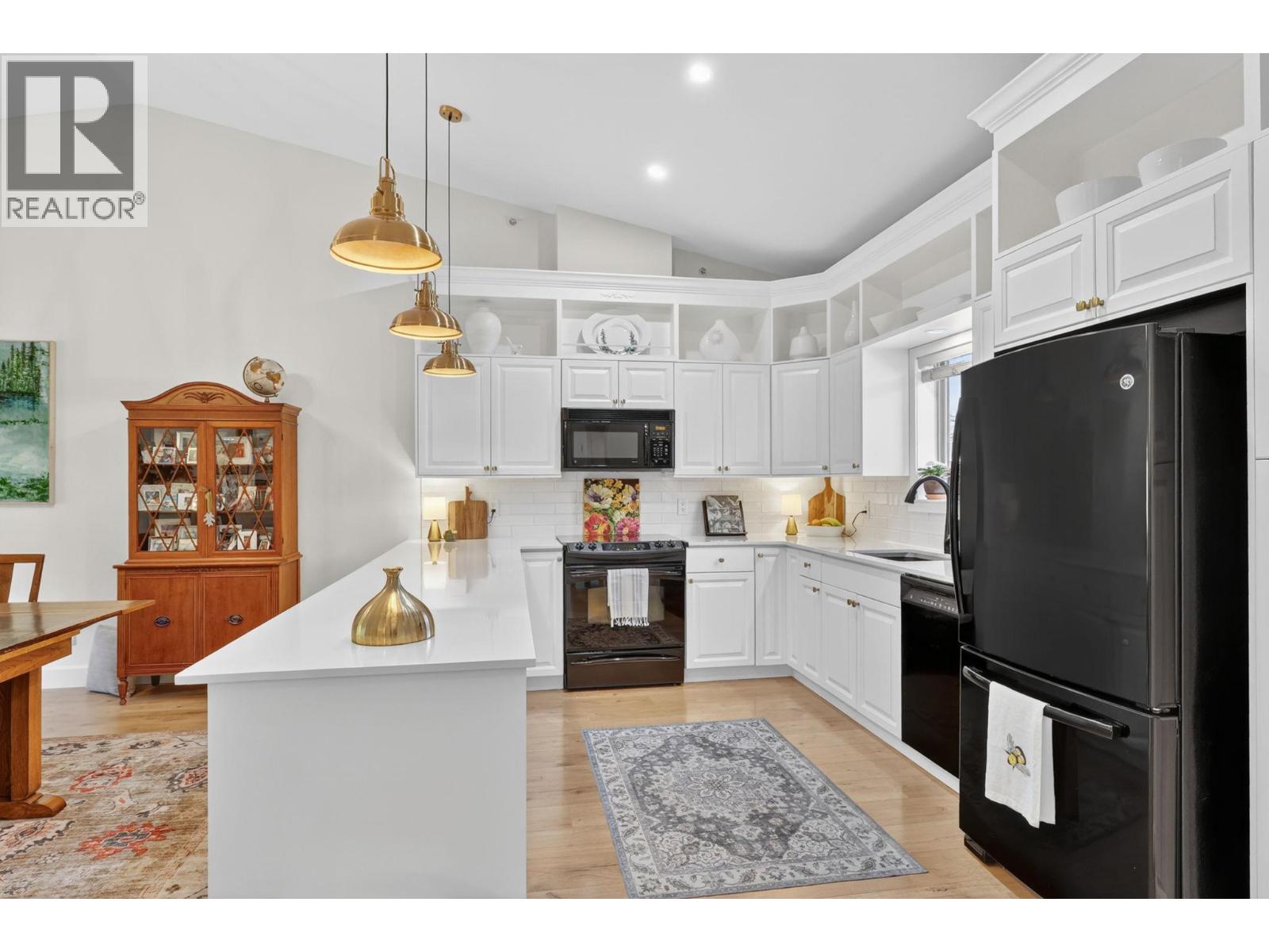 3996 Beach Avenue Unit# 301 Lot# 29, Peachland, British Columbia  V0H 1X5 - Photo 3 - 10374031