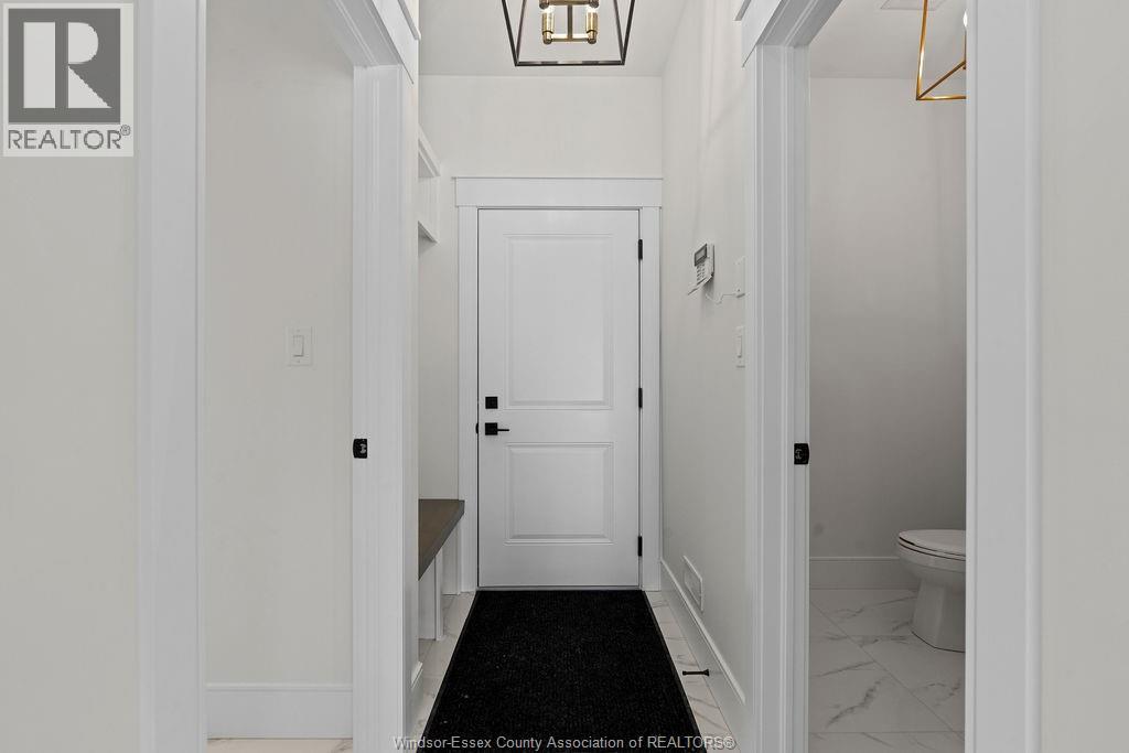 2466 Partington Avenue, Windsor, Ontario  N9E 0A9 - Photo 17 - 26009010